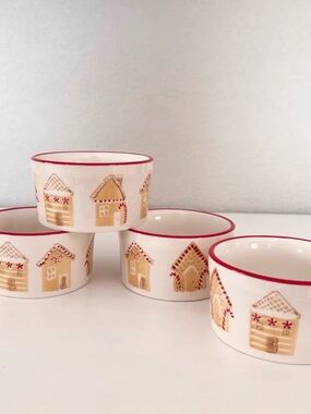 PRIMA DESIGN Gingerbread House Ramekins (4) NEW!
